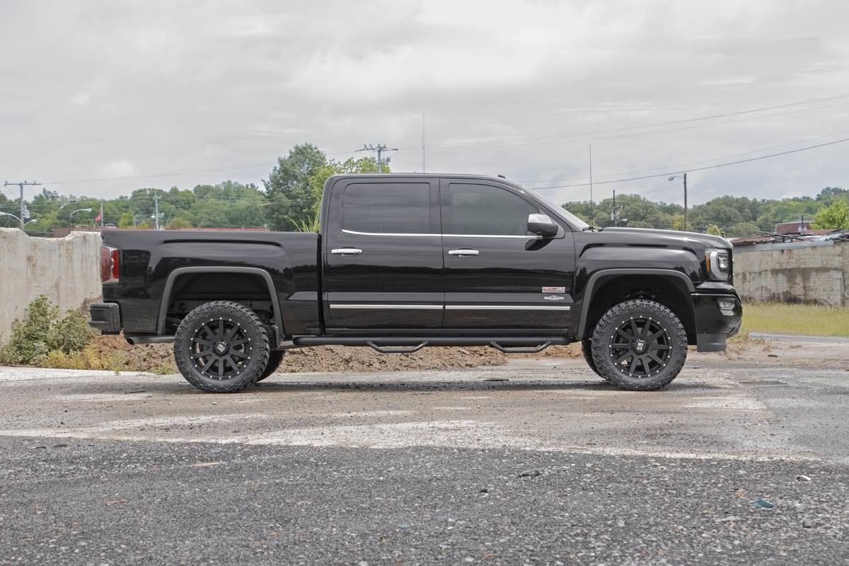 GMC Sierra 1500 Suspension Lift Kit - Rough Country - 3.5 Inch Lift Kit | Forged UCA | Vertex/V2 - '07-'16